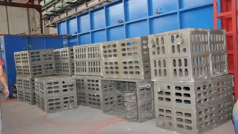 Hankou Furnace Install Charging Basket