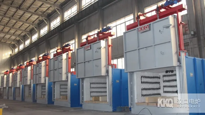 Forklift-type Rapid Quenching Furnace
