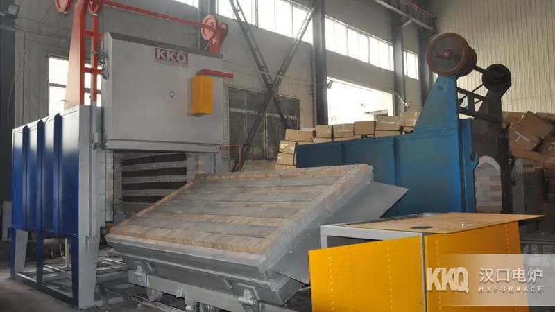 Tilting Bogie Furnace with Tiltable Design