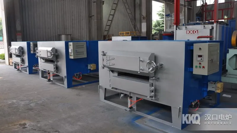 Box-type Gong Forging Furnace