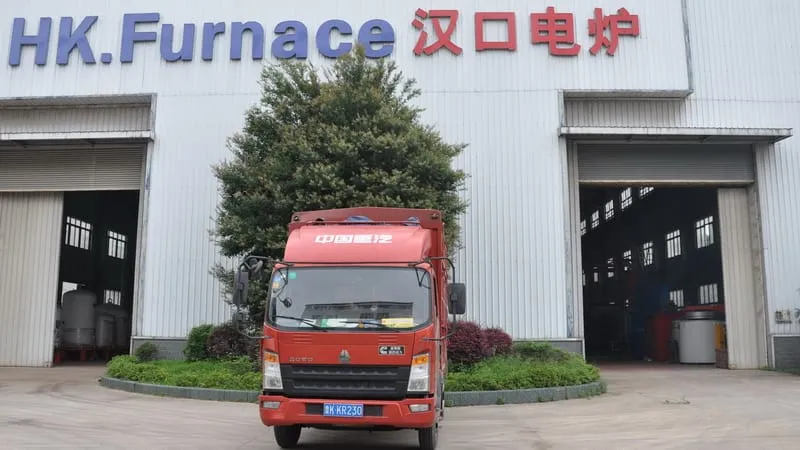 Low-temperature Electrode Salt Bath Furnace