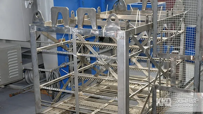 Special material frame for oven and drying cabinet